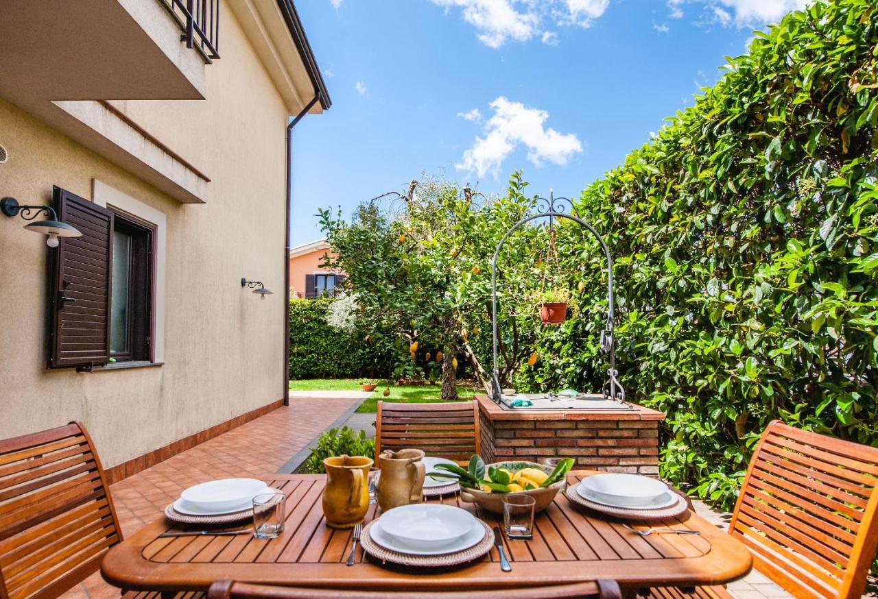 Вилла Siliqua House With Garden By Wonderful Italy Трекастаньи Экстерьер фото